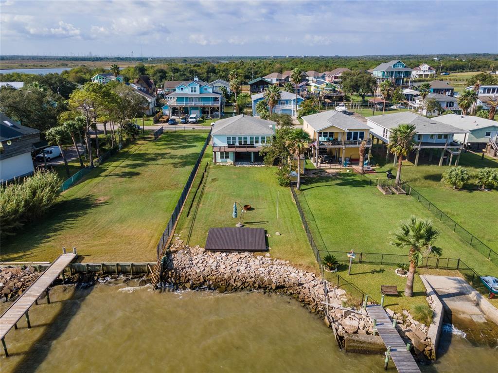 1643 Dick Bay Drive, Dickinson, Texas image 1