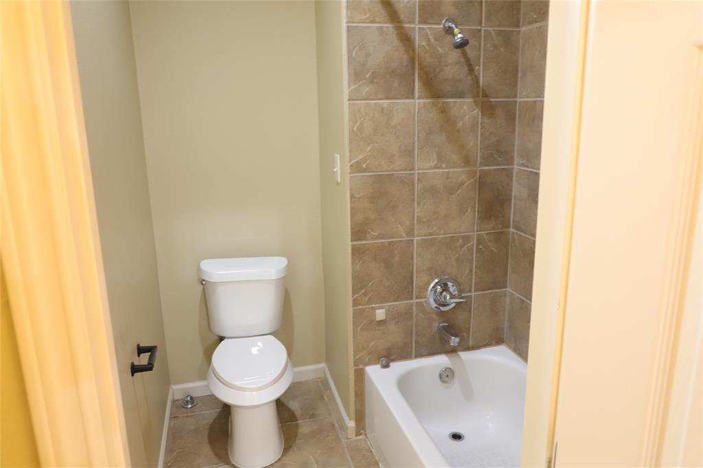 510 Sunny River Lane, Richmond, Texas image 22
