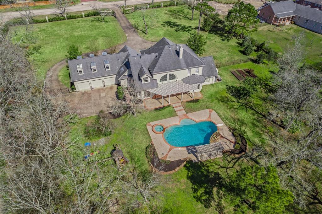 106 Melody Lane, Friendswood, Texas image 46