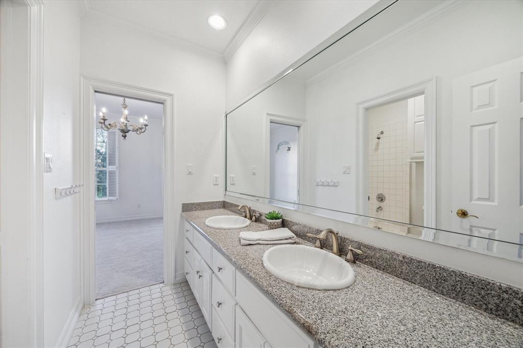 106 Melody Lane, Friendswood, Texas image 32
