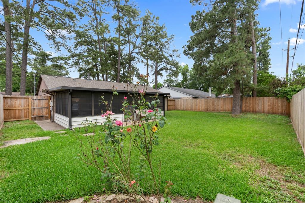 4522 Enchantedgate Drive, Spring, Texas image 5