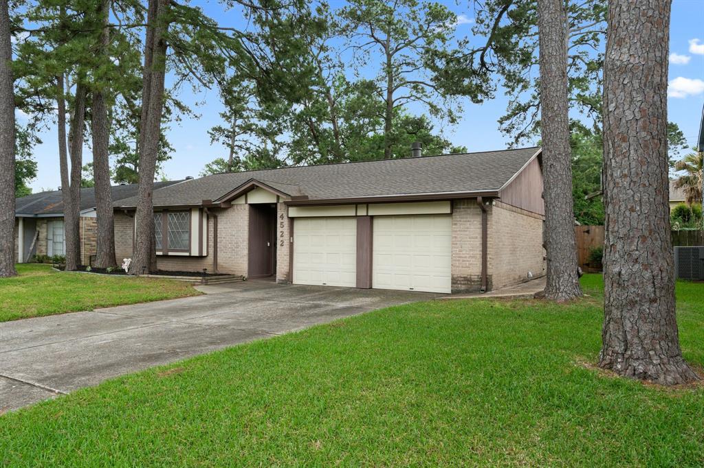 4522 Enchantedgate Drive, Spring, Texas image 22