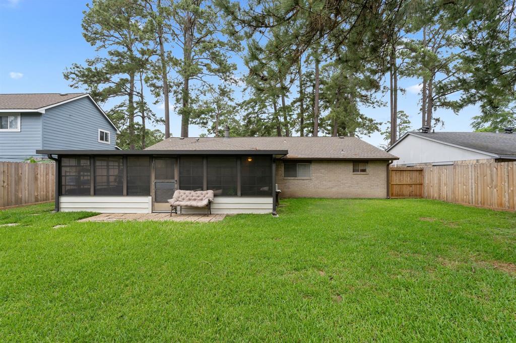 4522 Enchantedgate Drive, Spring, Texas image 19