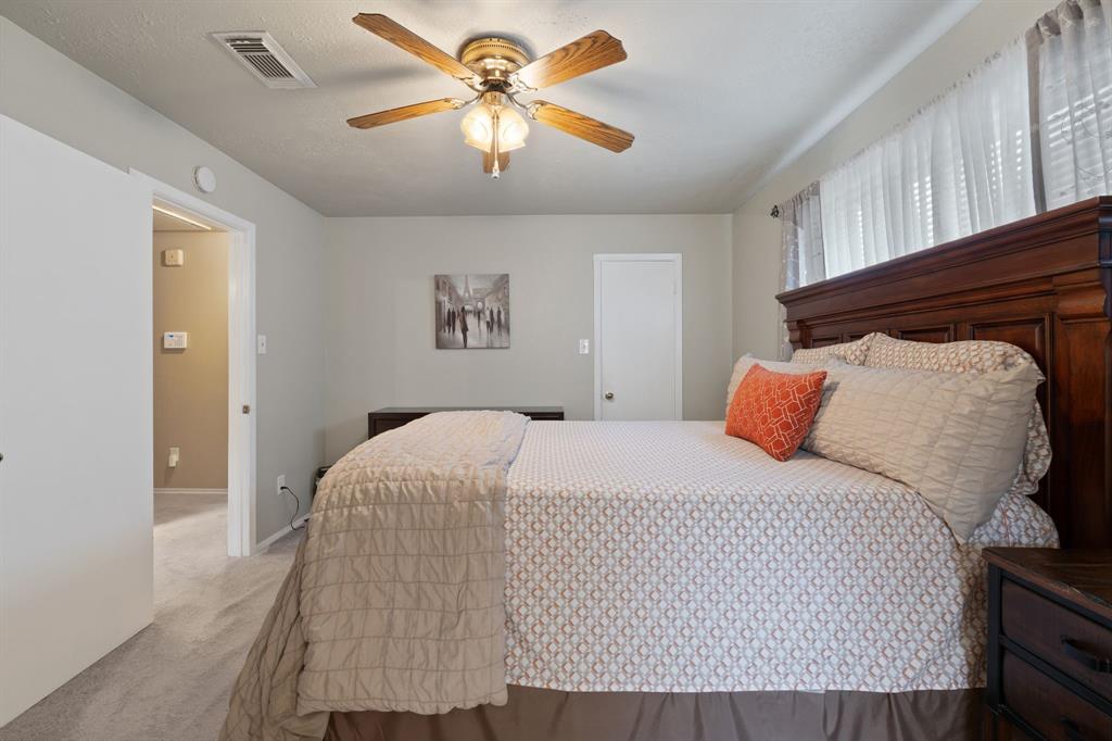 4522 Enchantedgate Drive, Spring, Texas image 12