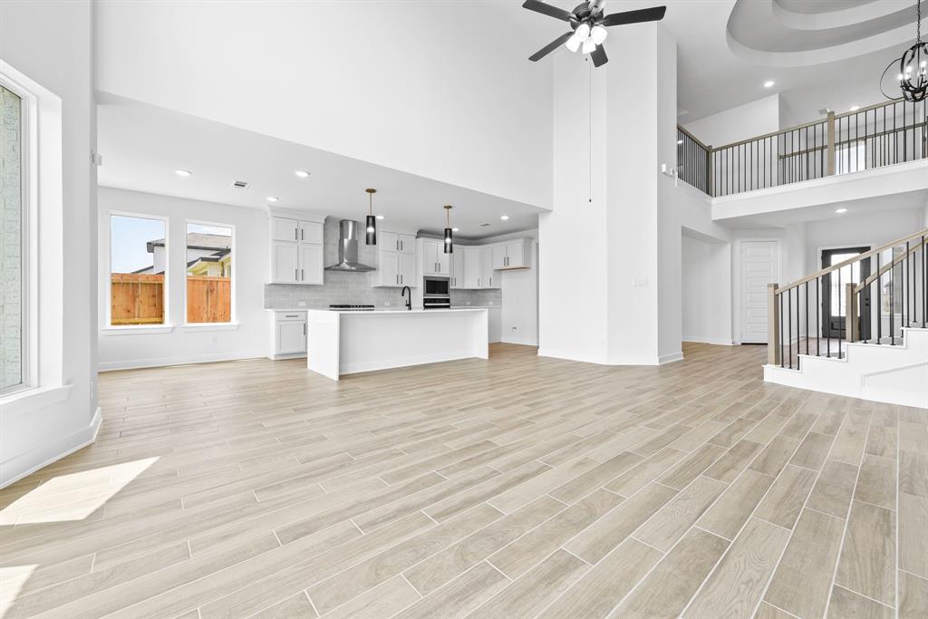 2435 Daisy Meadow Place