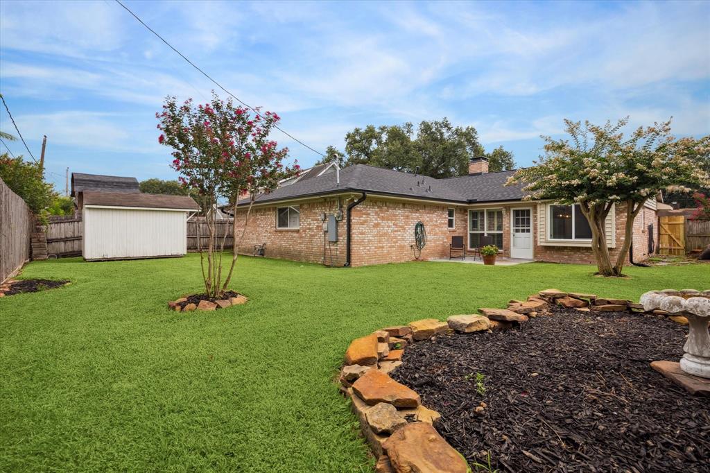 Houston, Texas 77092, United States, 3 Bedrooms Bedrooms, ,2 BathroomsBathrooms,Residential,Active,171422