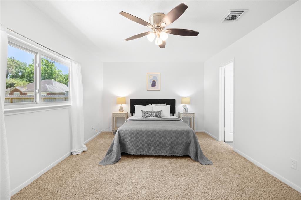 15711 Pilgrim Hall Drive, Friendswood, Texas image 16