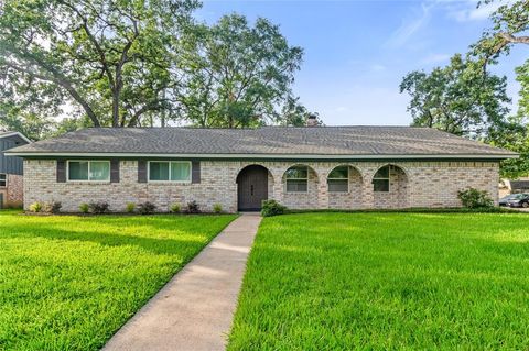 A home in Conroe