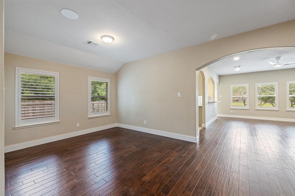 4050 Palmetto Court, Dickinson, Texas image 14