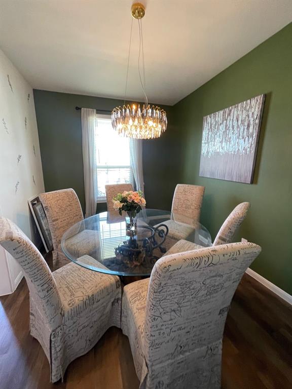 6902 Forbes Run Drive, Houston, Texas image 3