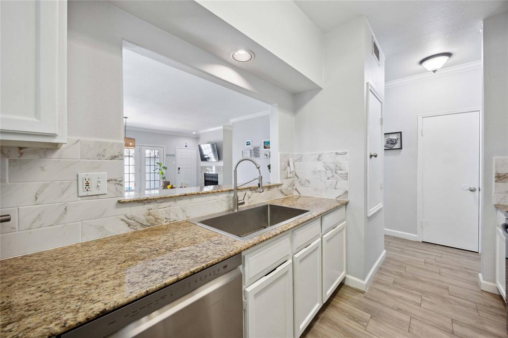 446 Wilcrest Drive #446, Houston, Texas image 10