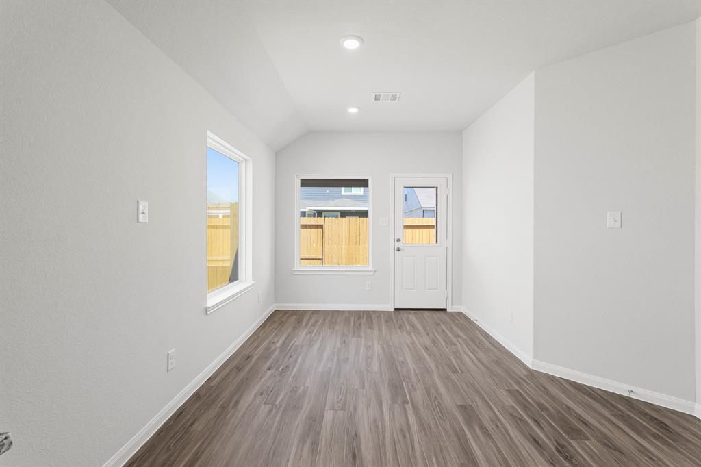 8113 Vanilla Orchid Drive, Houston, Idaho image 8