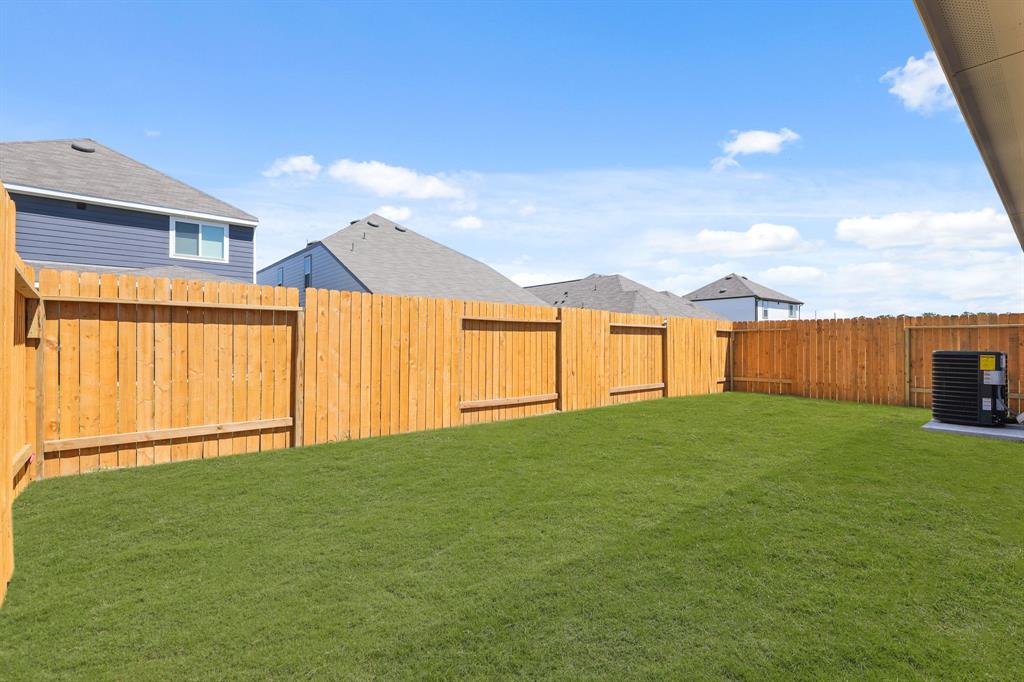 8113 Vanilla Orchid Drive, Houston, Idaho image 20