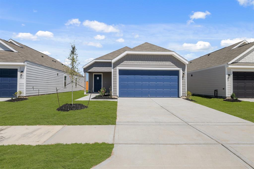 8113 Vanilla Orchid Drive, Houston, Idaho image 1