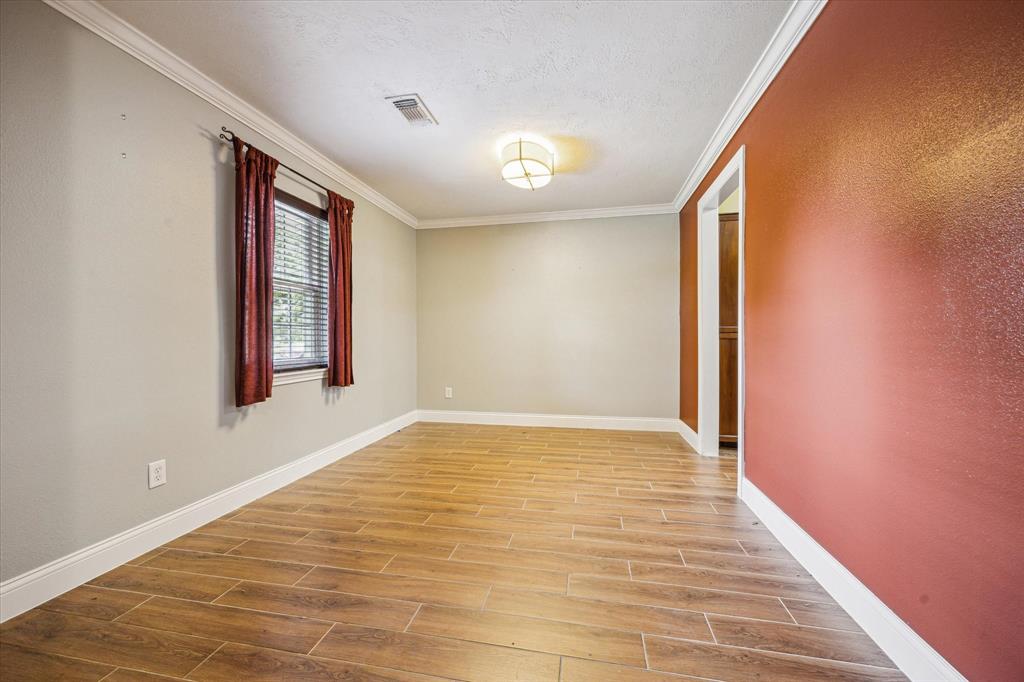 5522 Chantilly Lane