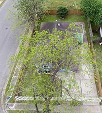 1818 Ryon Street, Houston, Texas image 12
