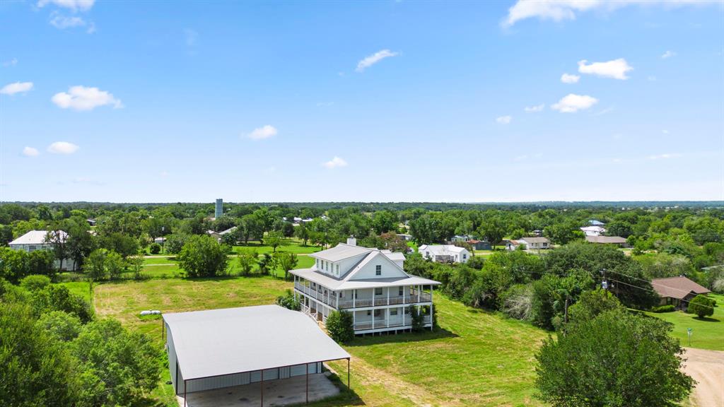 812 W Tobias Road, Ellinger, Texas image 4