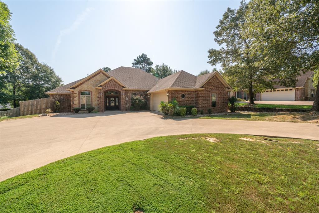 106 Willow Brook, White Oak, Texas image 1