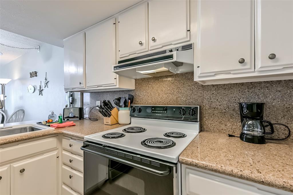 7310 Seawall Boulevard #907, Galveston, Texas image 12