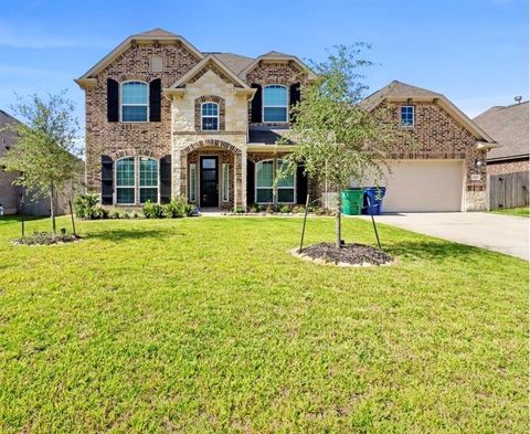 A home in Angleton