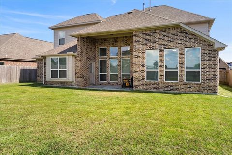 A home in Angleton