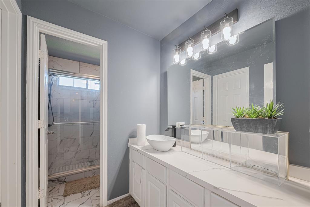 2202 Megellan Point Lane, Pearland, Texas image 18