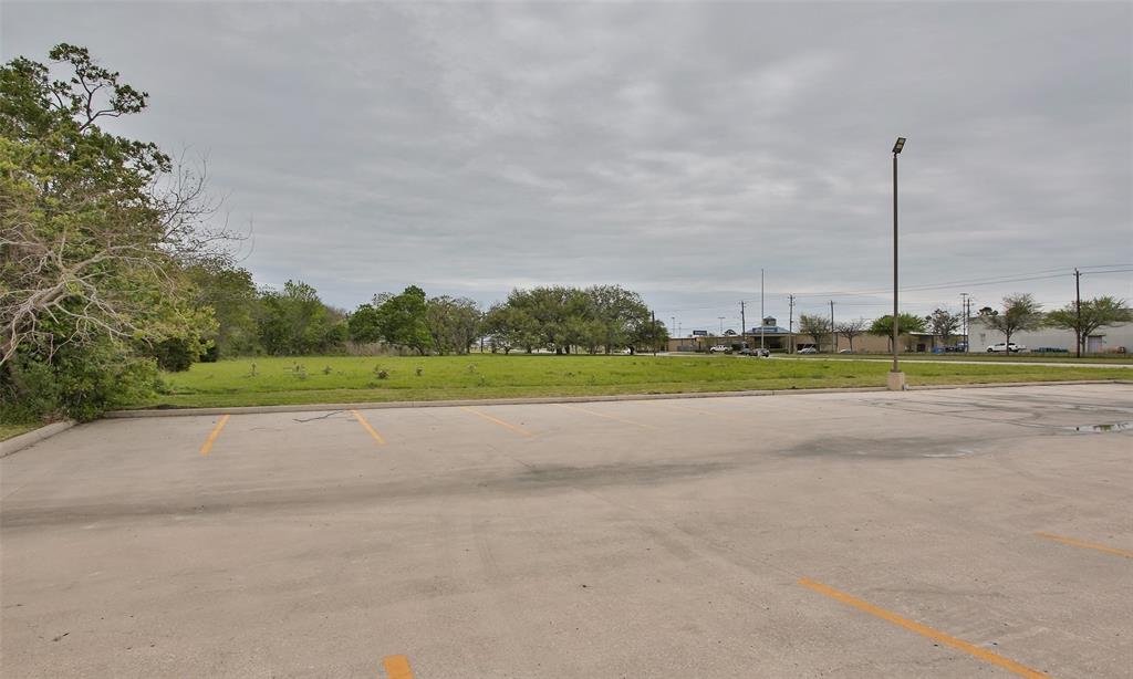 502 W Cedar Bayou Lynchburg Road, Baytown, Texas image 20