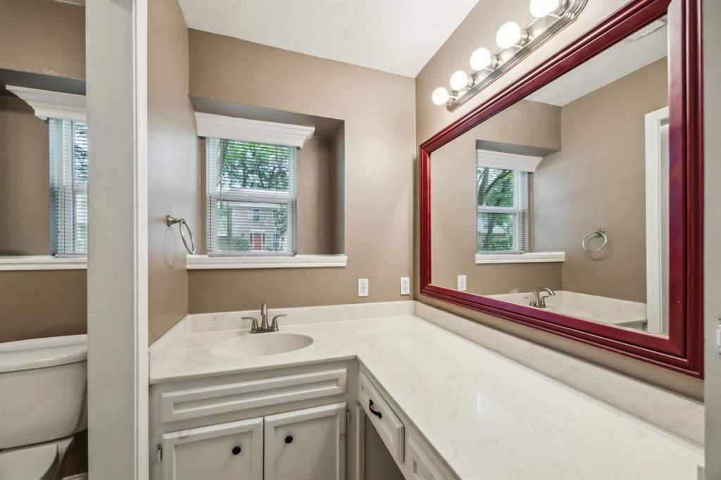 233 Magnolia Way, Huntsville, Texas image 13