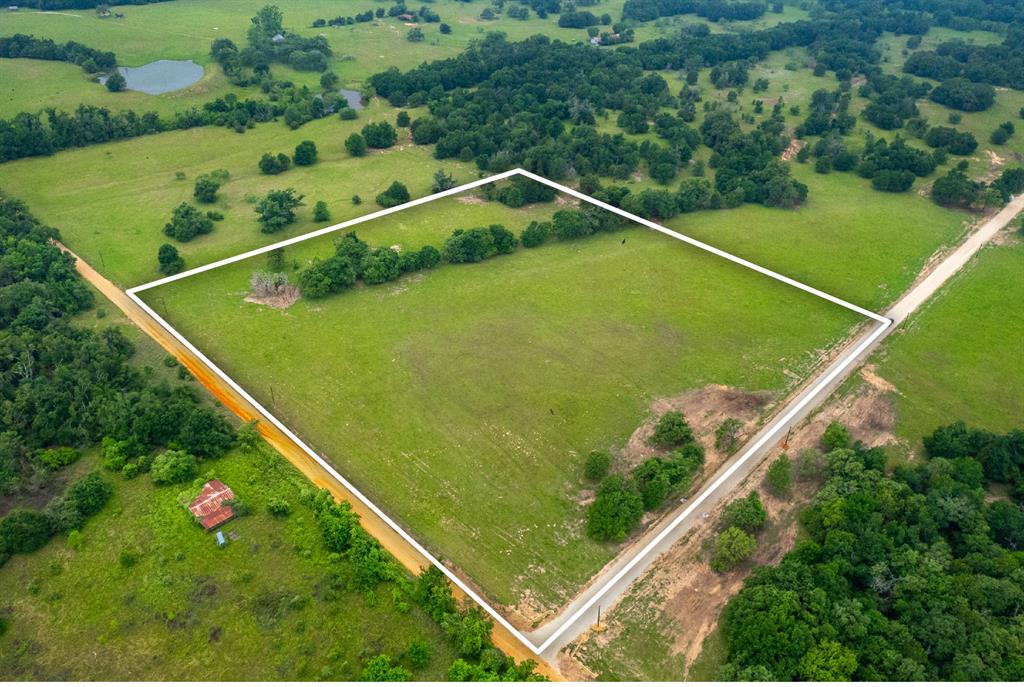 155 Green Acres Lane, Milano, Texas image 9