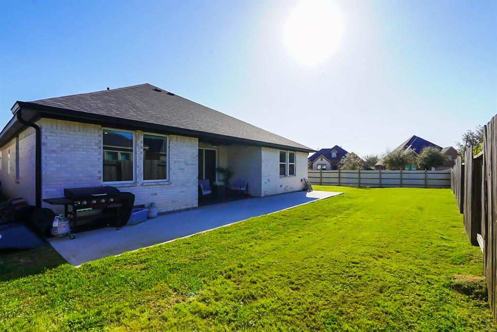 8203 Longear Lane, Rosenberg, Texas image 42