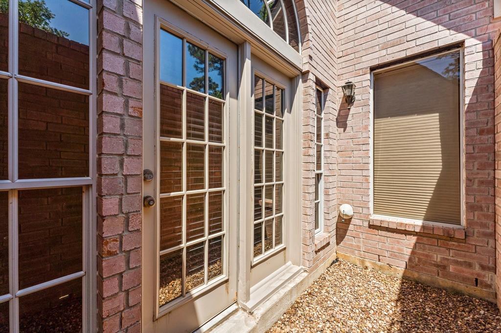 10 Silkbay Place, The Woodlands, Texas image 10