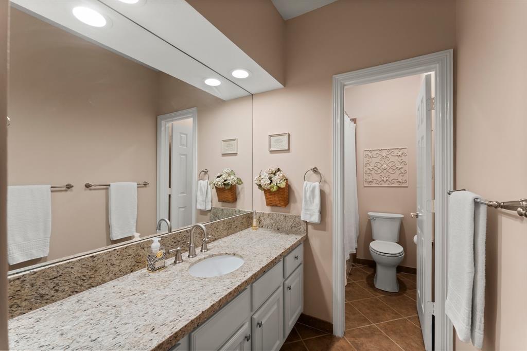10 Silkbay Place, The Woodlands, Texas image 8