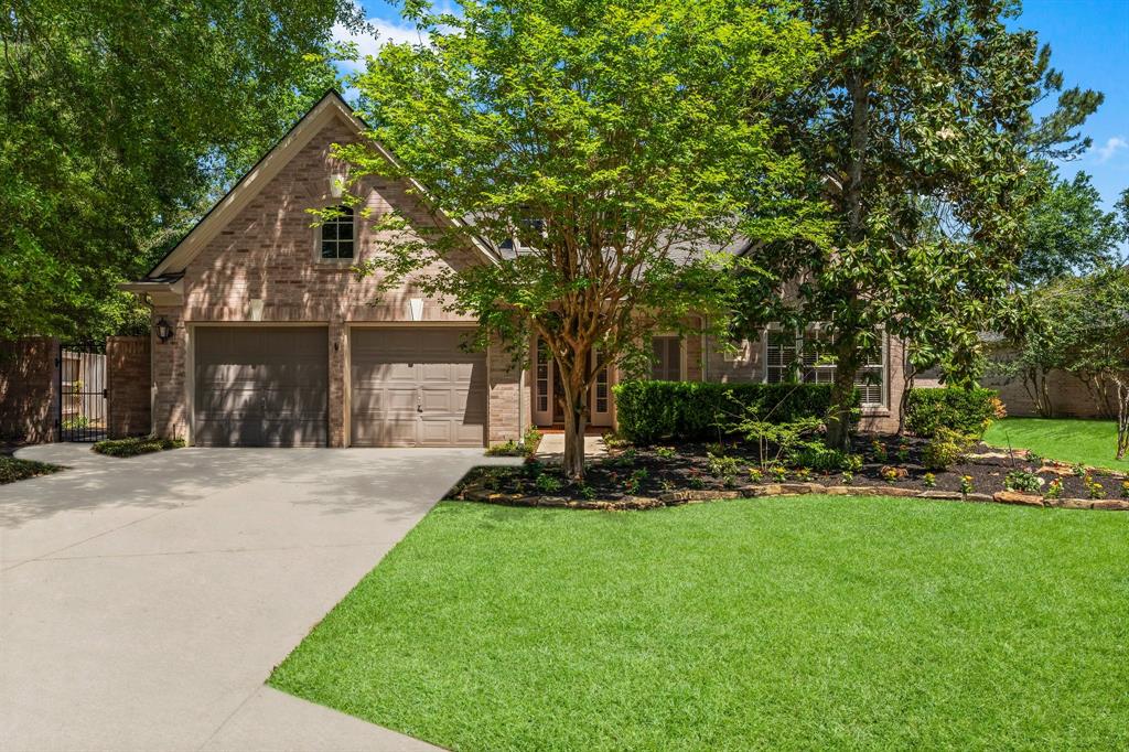 10 Silkbay Place, The Woodlands, Texas image 1