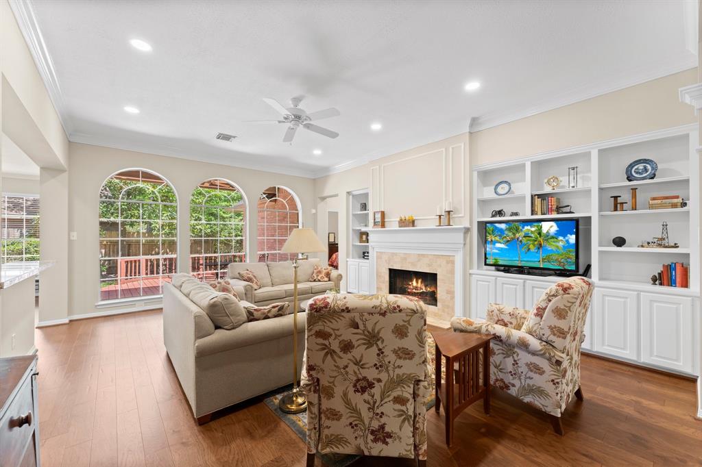 10 Silkbay Place, The Woodlands, Texas image 12