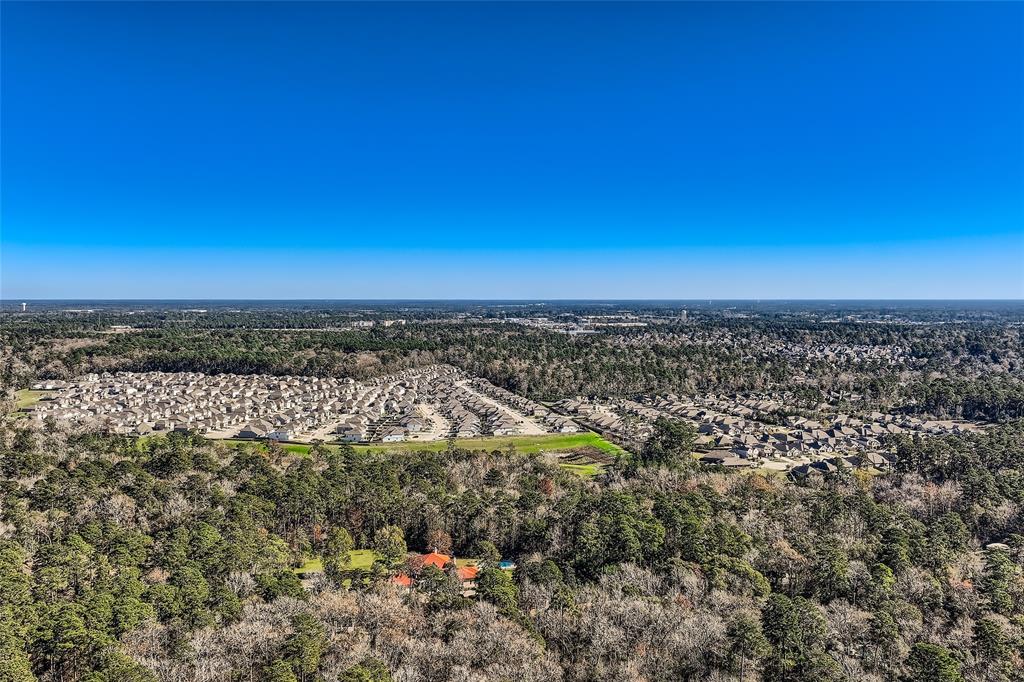 5431 Pine Springs Court, Conroe, Texas image 9