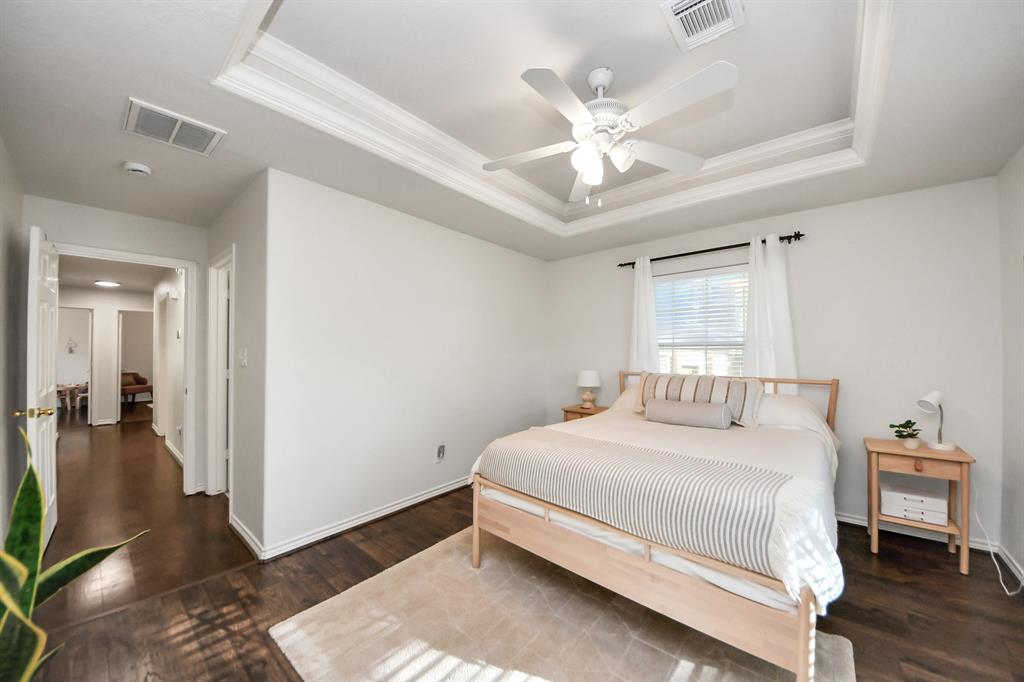 607 Shadylake Drive, New Caney, Texas image 14