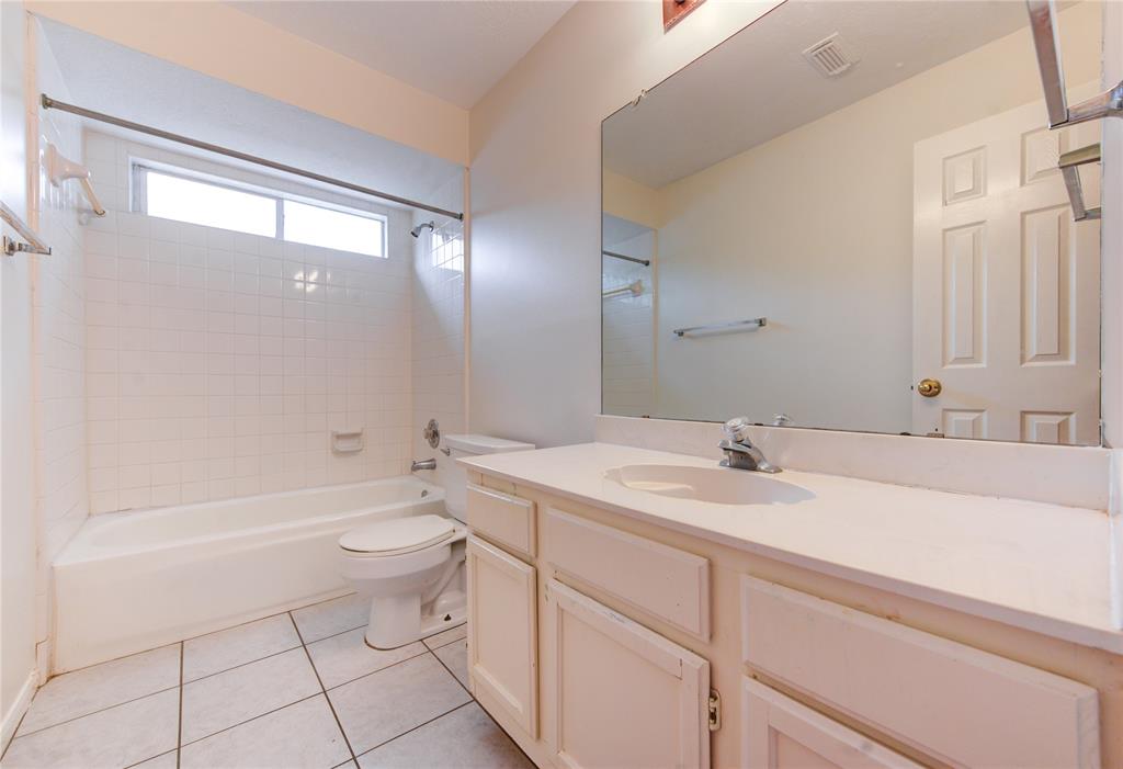 14823 Atterbury Drive, Sugar Land, Texas image 21