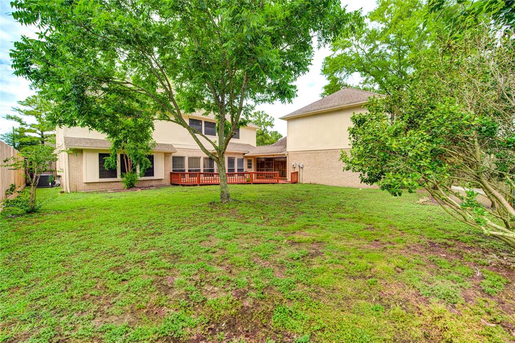 14823 Atterbury Drive, Sugar Land, Texas image 29