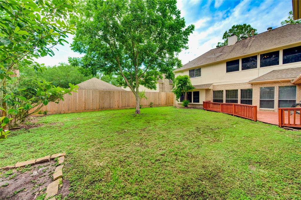 14823 Atterbury Drive, Sugar Land, Texas image 30