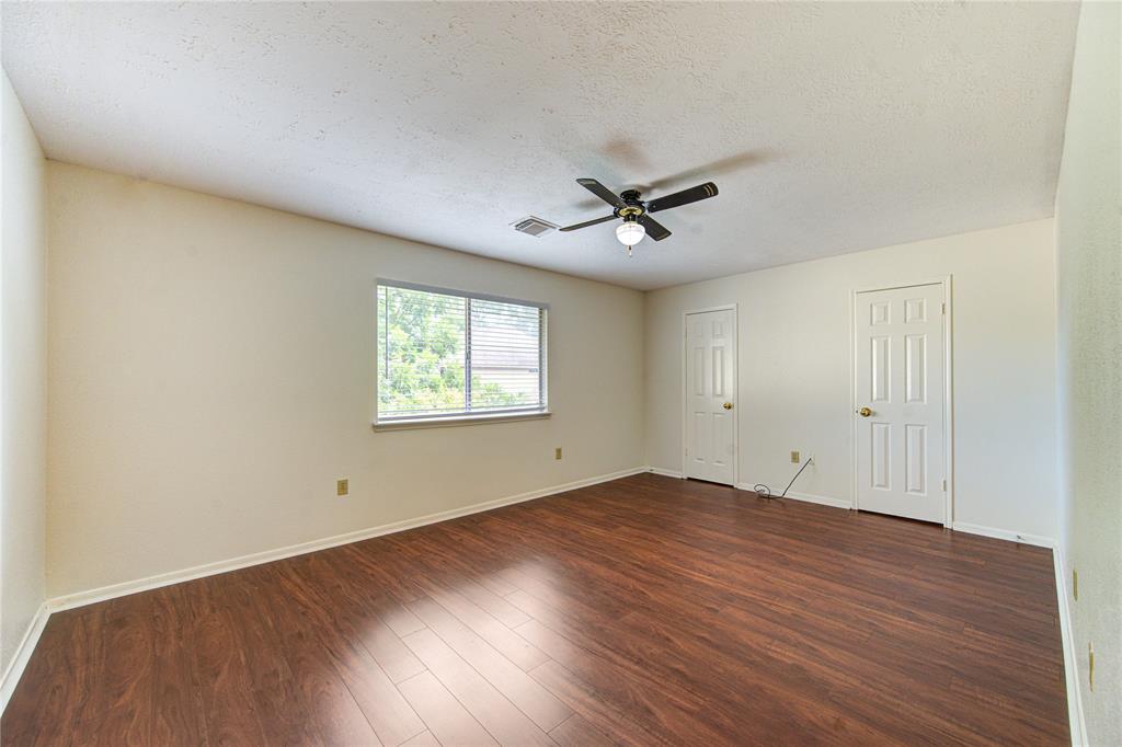 14823 Atterbury Drive, Sugar Land, Texas image 23