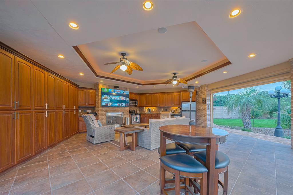 2202 Britton Ridge Drive, Katy, Texas image 36
