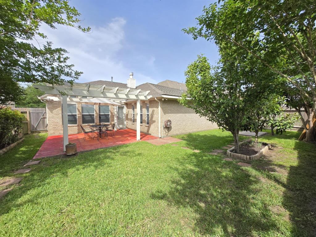 17427 N Riata Lake Drive, Cypress, Texas image 22