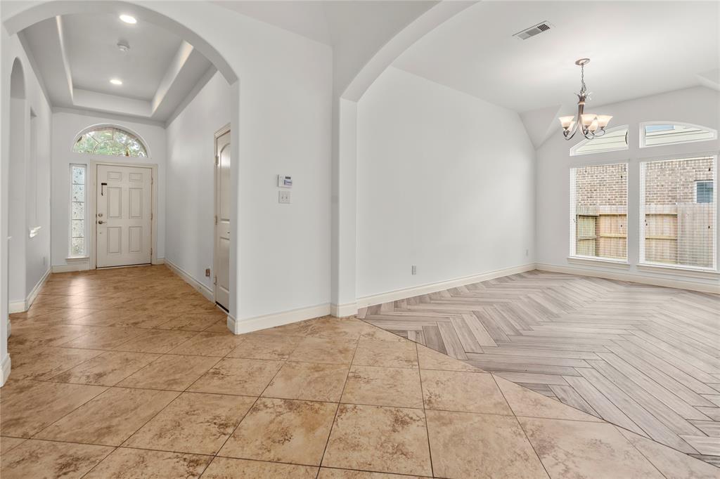 14001 Bright Glen Drive