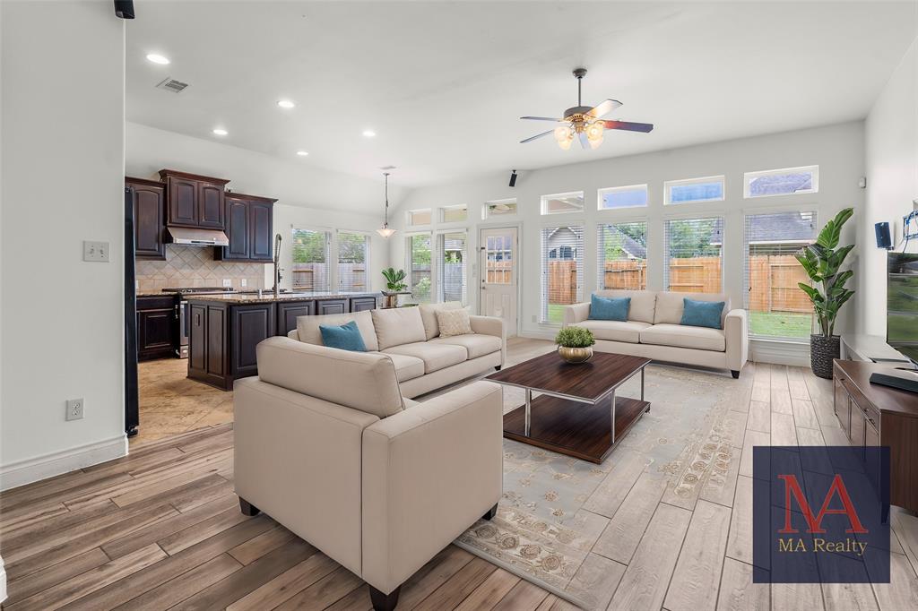 14001 Bright Glen Drive