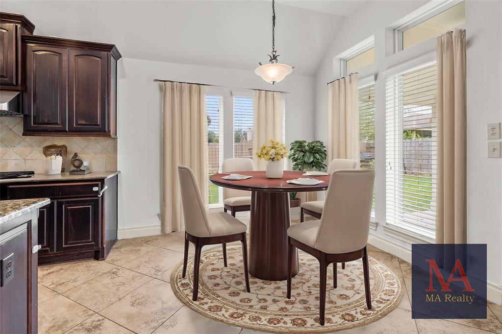 14001 Bright Glen Drive, Pearland, Texas image 10