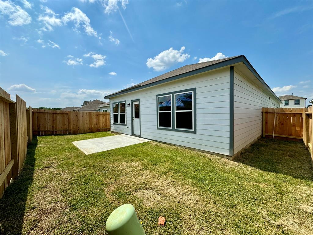 346 Century Farm Drive, Crosby, Texas image 9