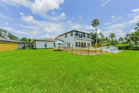 A home in Seabrook