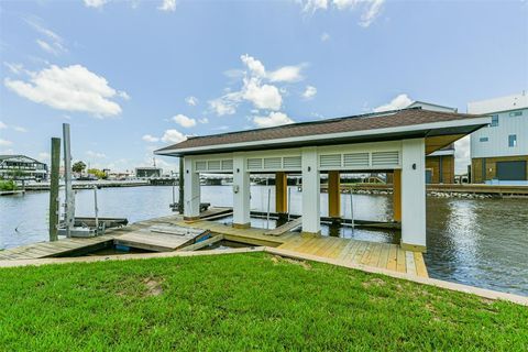 A home in Seabrook