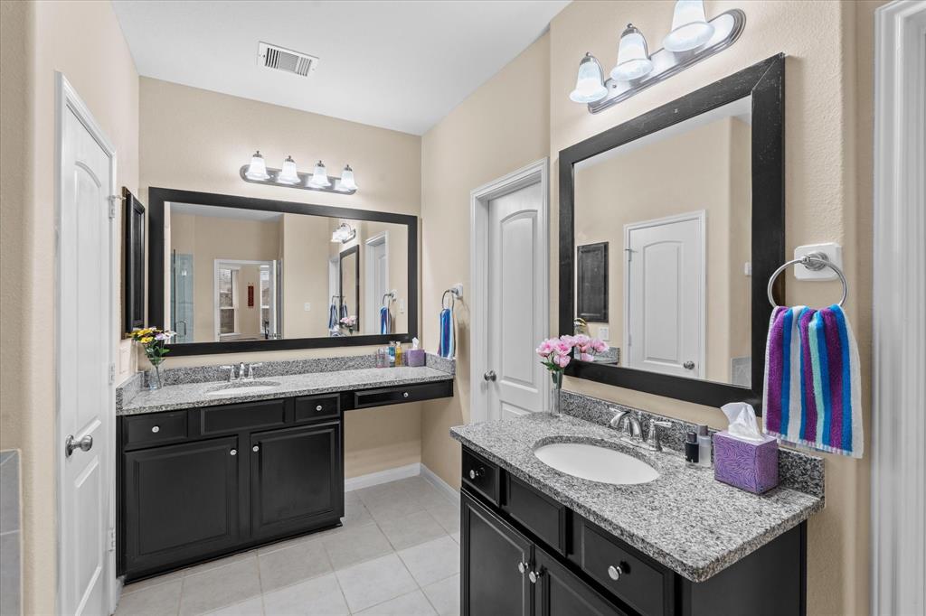 4603 Tamara Heights Lane, Sugar Land, Texas image 21