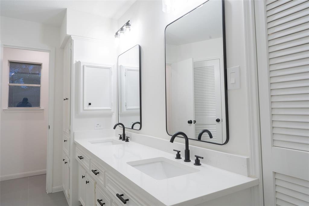 18007 Ravenfield Drive, Houston, Texas image 40